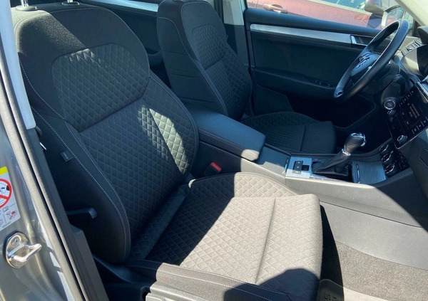 Skoda Superb cena 104900 przebieg: 70782, rok produkcji 2021 z Ośno Lubuskie małe 352